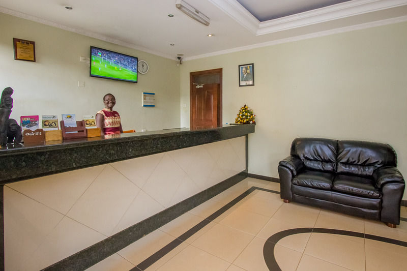 City Royal Resort Hotel Kyambogo  Exteriör bild