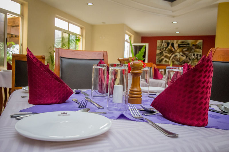City Royal Resort Hotel Kyambogo  Exteriör bild