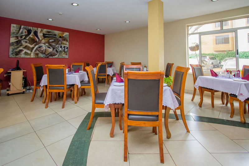 City Royal Resort Hotel Kyambogo  Exteriör bild