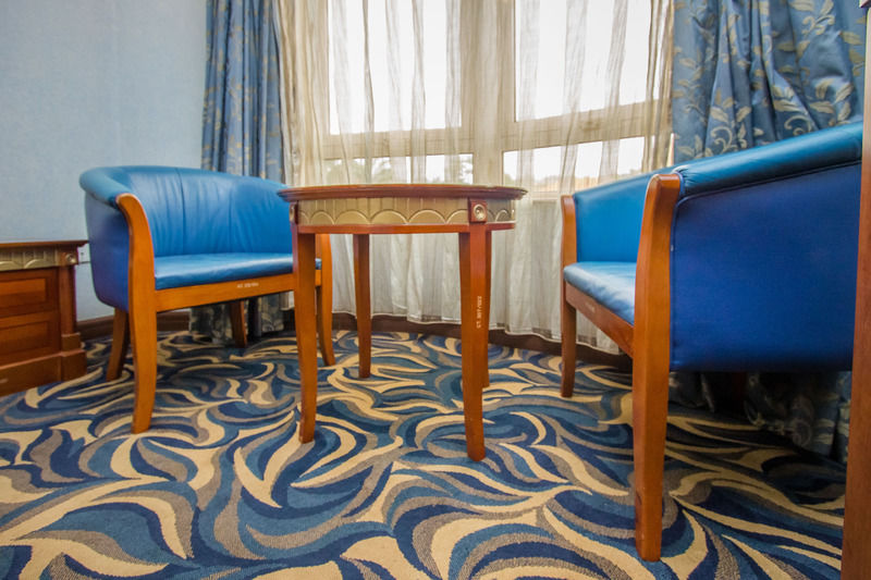 City Royal Resort Hotel Kyambogo  Exteriör bild